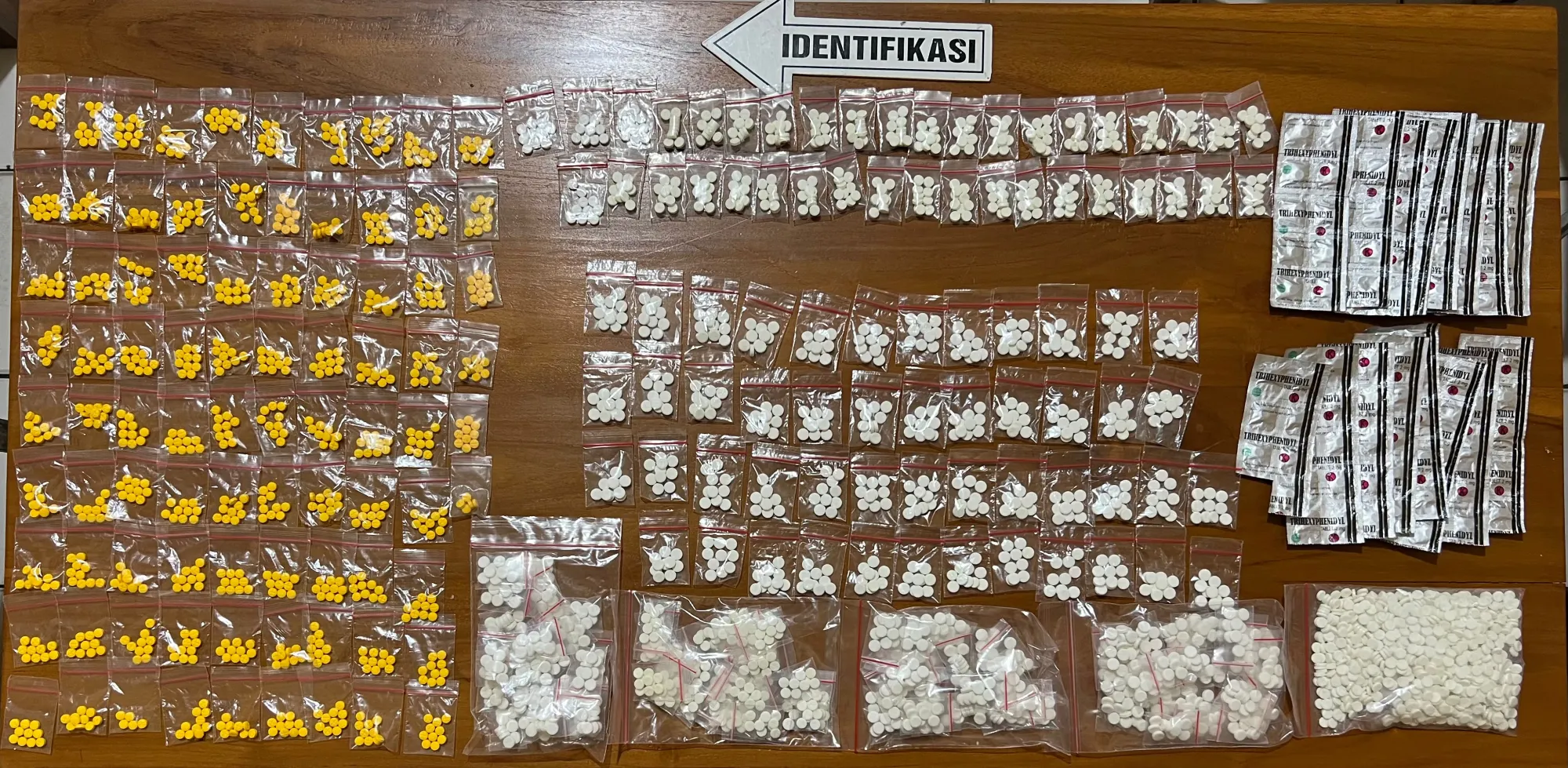 Gagalkan Peredaran Obat Berbahaya, Satresnarkoba Polres Blora Ringkus Pengedar Beserta Ribuan Butir Pil Terlarang