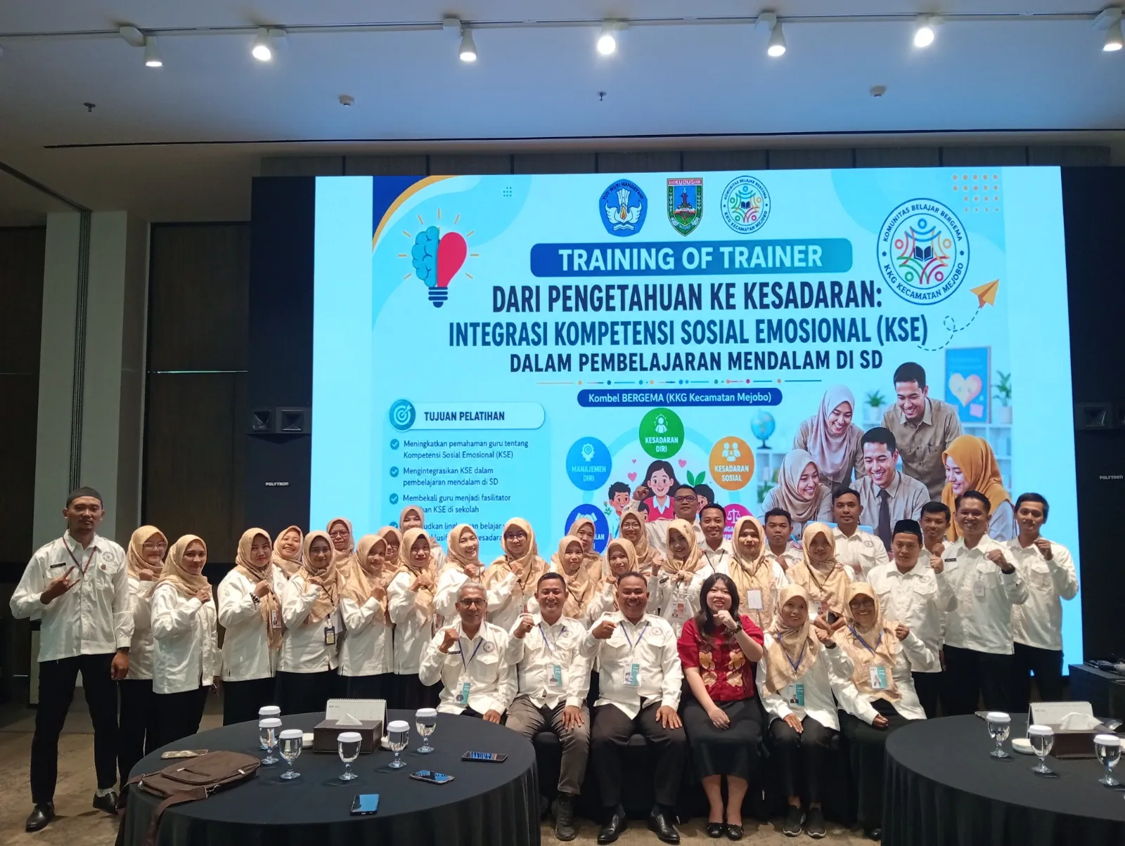 Siap Lahirkan Kelas yang Bahagia, 37 Guru Mejobo Sukses Rampungkan ToT Kombel Bergema