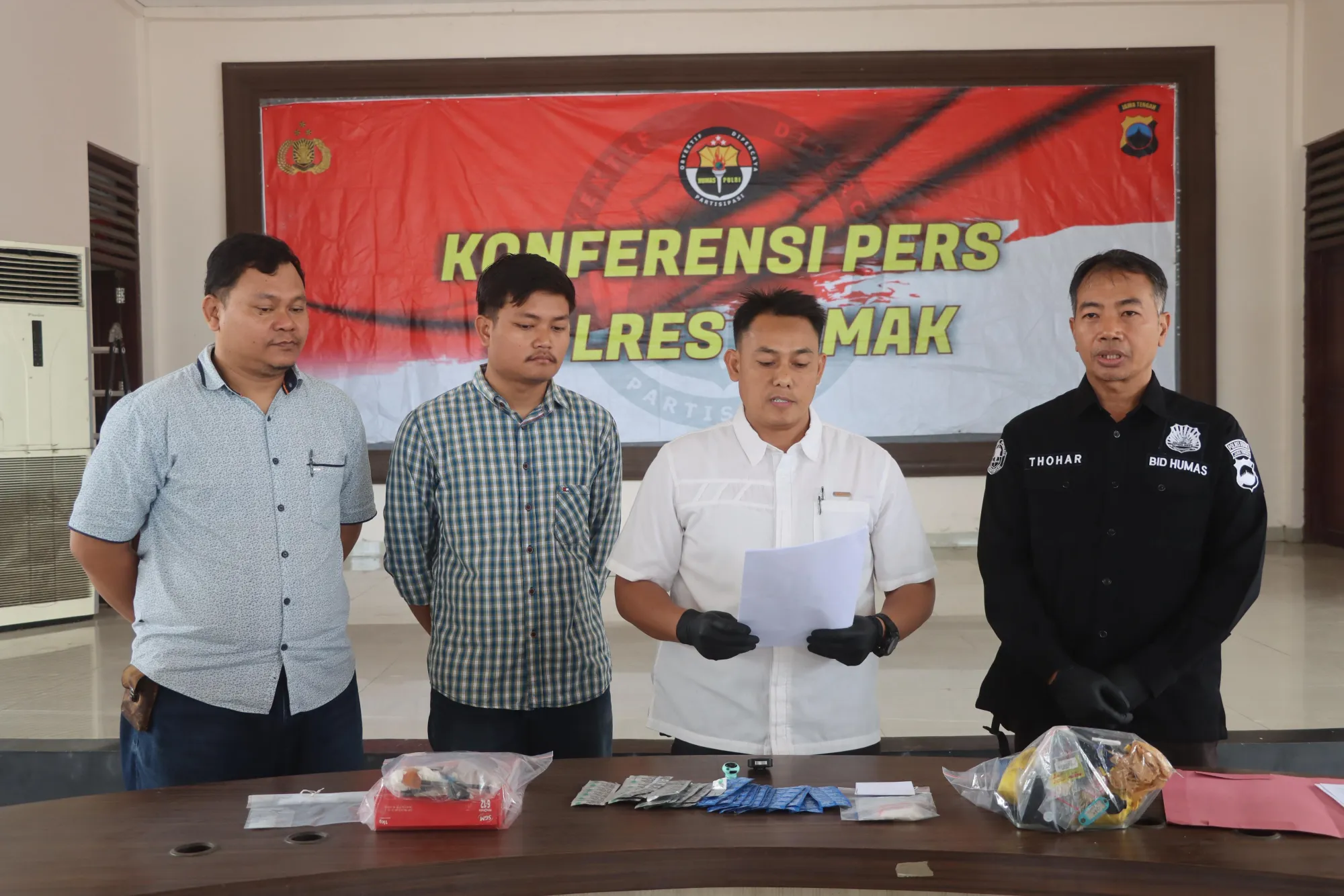 Berkedok Jualan Es Teh Keliling, Pengedar Sabu di Pantura Sayung Dibekuk Polisi