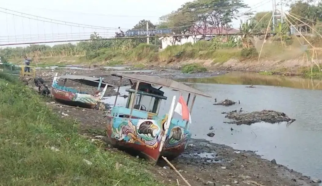 Sungai Silugonggo Mengering, Wisata Perahu Silugonggo Bestari di Pati Lumpuh Total