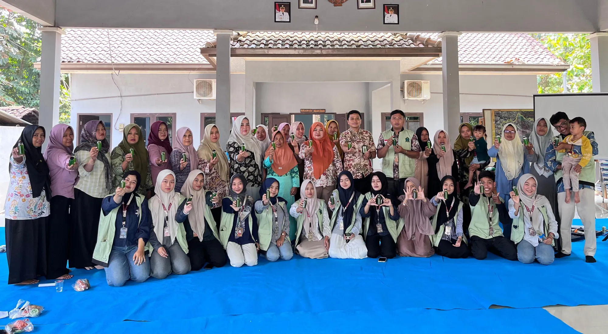 KKN UIN Sunan Kudus 155 Dorong Ibu-Ibu Desa Sumbermulyo Peduli Pemilahan dan Pengelolaan Sampah