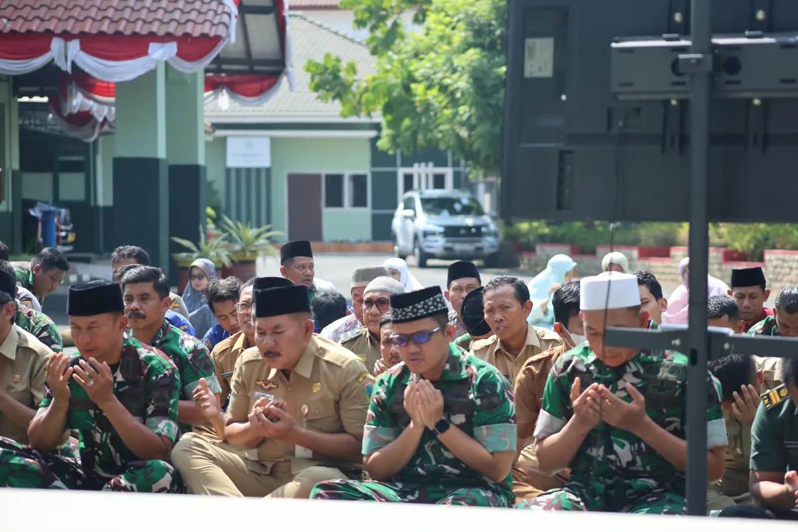 Kodim 0722/Kudus Gelar Salat Istisqa, Berdoa Bersama Warga Minta Hujan Berkah