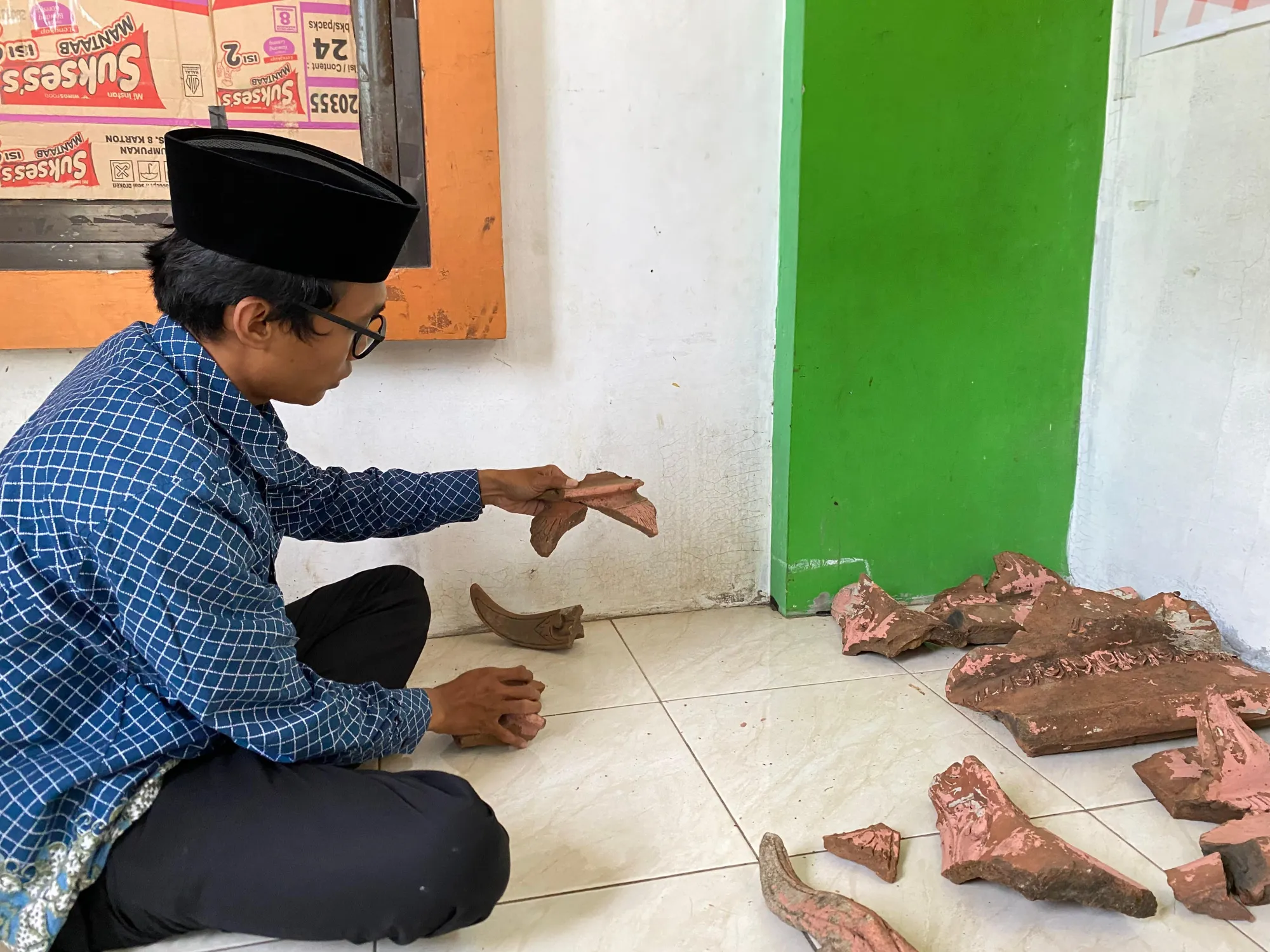 Puluhan Fragmen Benda Kuno Ditemukan Terpendam di Bae Kudus, Disbudpar Lakukan Verifikasi