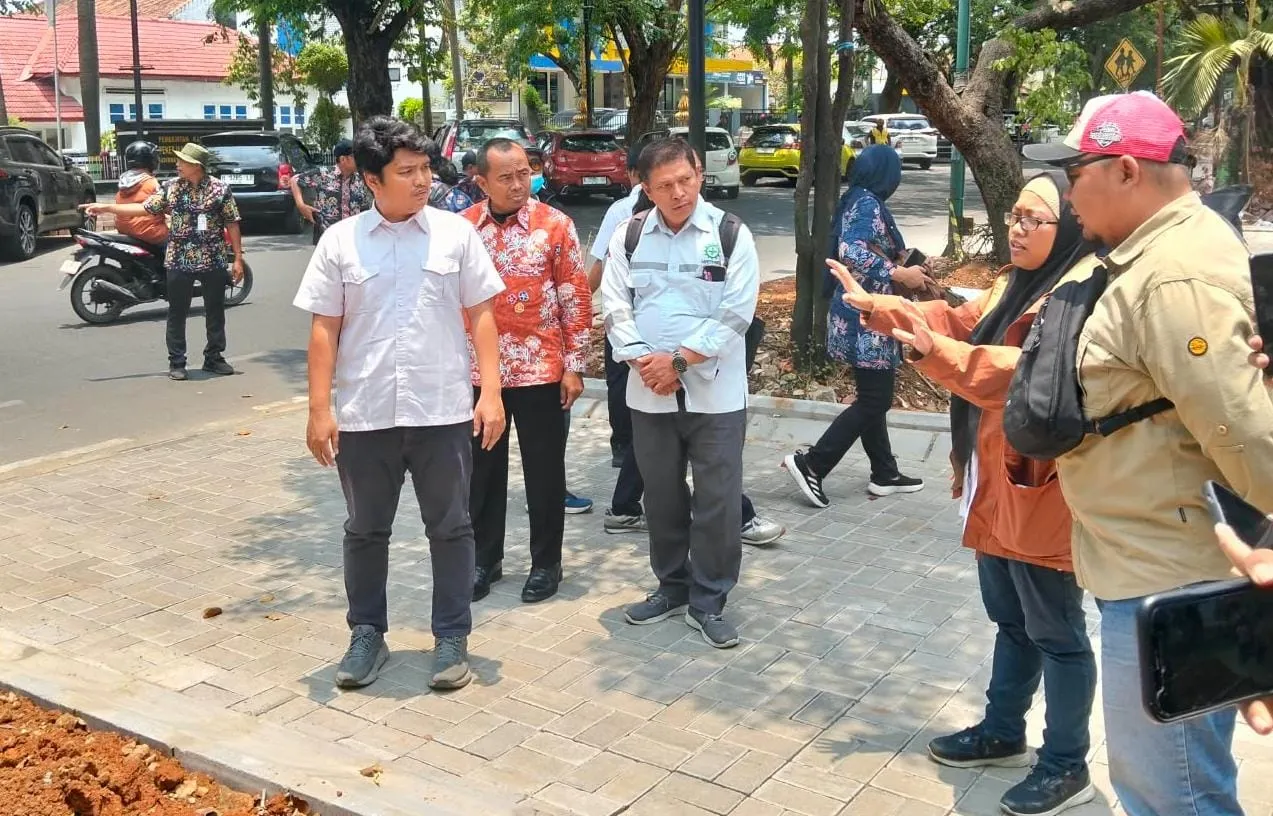Proyek Trotoar Rp14,3 Miliar di Pati, Kementerian PU Temukan Paving Retak hingga Lubang Menganga