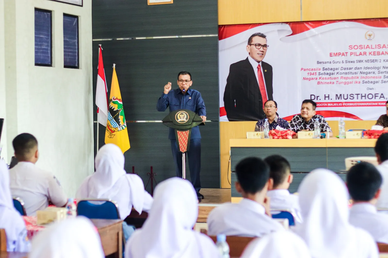 Musthofa Ajak Pelajar dan Guru SMK 2 Kudus Bangun Karakter Pemimpin Berbasis Pancasila