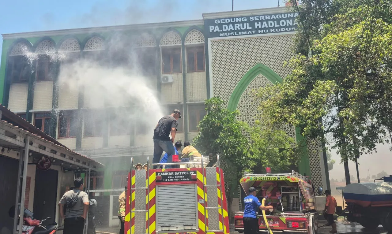 Didahului Suara Ledakan, Gedung Panti Asuhan Darul Hadlonah NU Kudus Terbakar