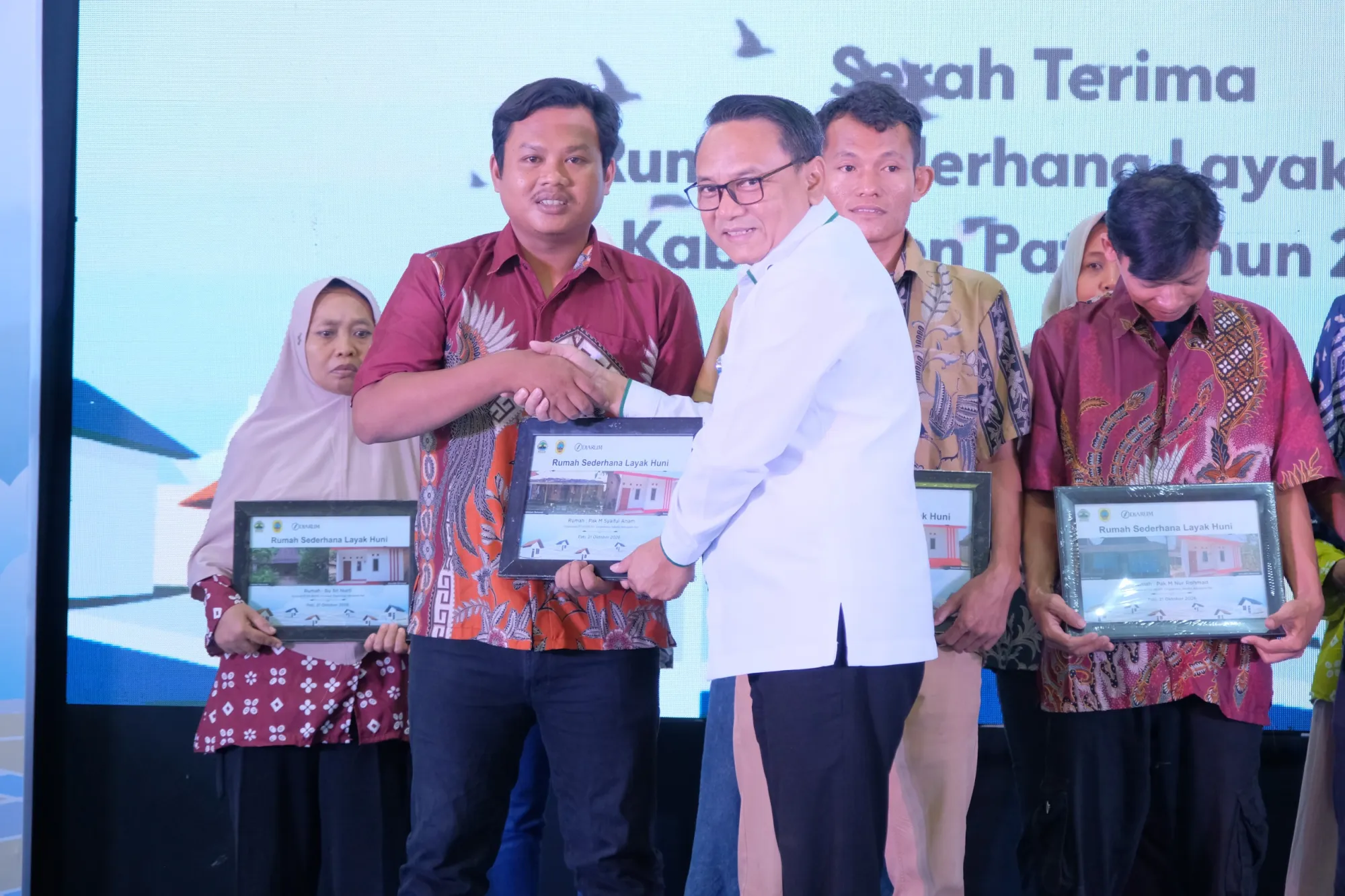 PT Djarum Bedah 12 Rumah Warga di Pati Lewat Program RSLH Senilai Rp840 Juta